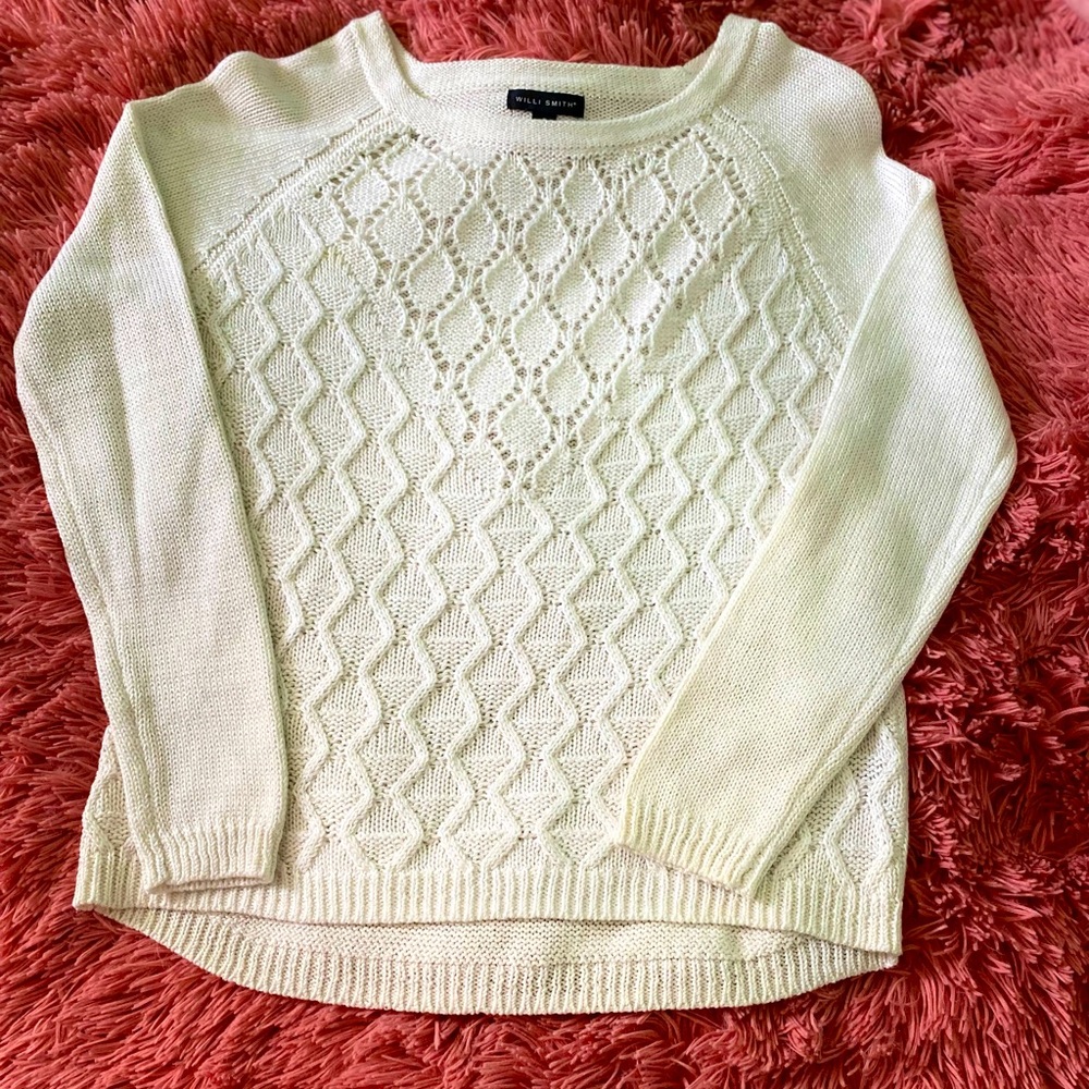 White long sleeve sweater/shirt